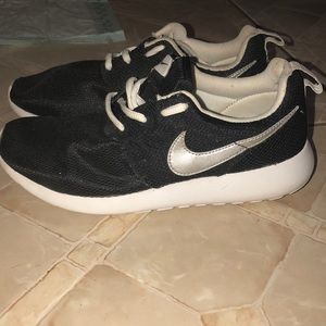 Nikes✨